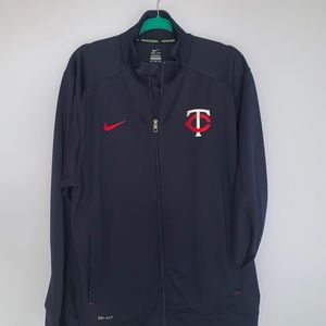 twins nike sweatshirt.